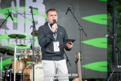 Fotografie 1 z 93 – Open Air Cup Dobruška 2026 | Úvodní večer